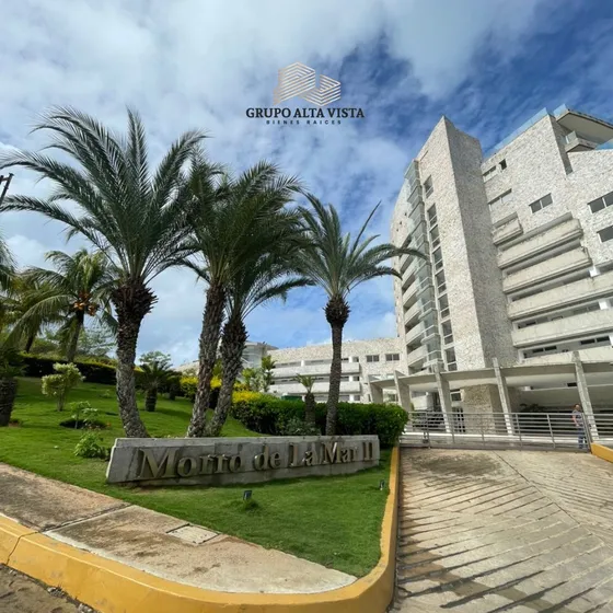 Vive Al Frente Del Mar Y Remodela A Gusto Y Estilo Con Este Apartamento Ubicado En Morro De La Mar Ii. 