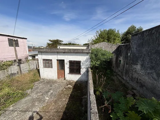 Terreno Con Mejoras En La Paz Canelones