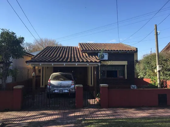 Chalet En Venta Comodoro Py 1355, Adrogué