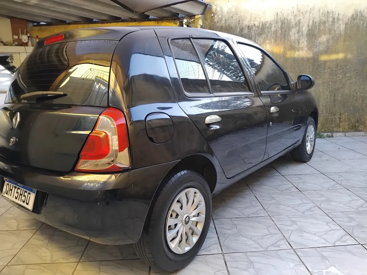 Renault Clio 2016 1.0 16v Expression Hi-power 5p — foto 4