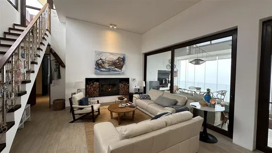 Departamento En Venta De 4 Dorm. En Zapallar