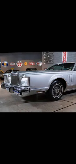 Lincoln Continental Mark V