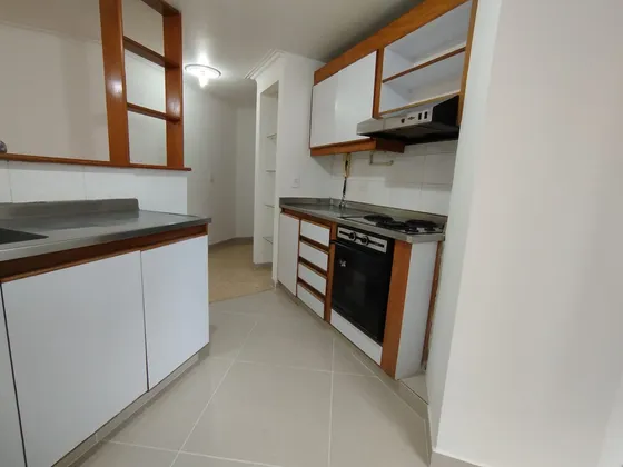 Arriendo Apartamento En Laureles