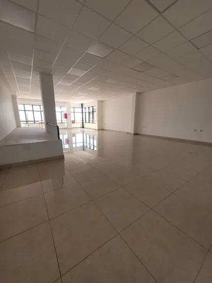 Local Comercial En Arriendo, Piso 2, En Av. Francisco Bilbao