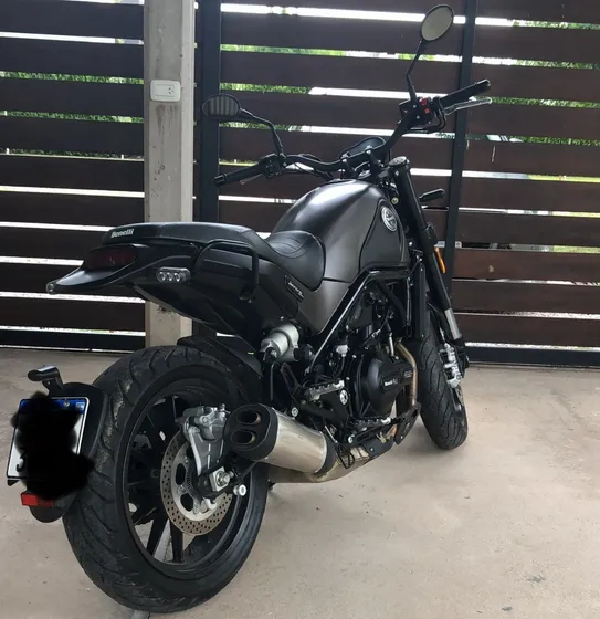 Benelli Leoncino 500 2019 - 8.600 Kms