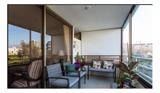 Metro Los Leones Y P.de Valdivia/amplia Terraza/2 Dorm.