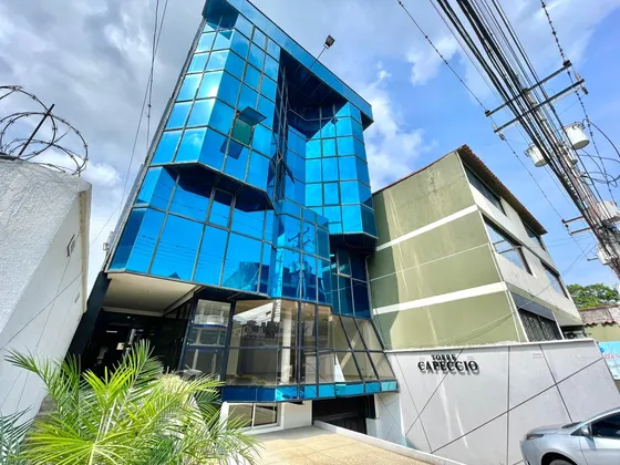Local En Venta Torre Capeccio Barrio Obrero /im