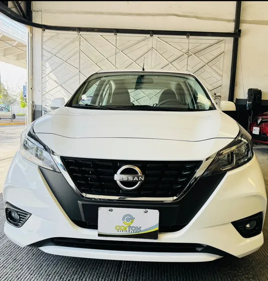Nissan March 1.6 Exclusivo At