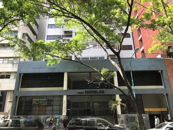 Oficina En Venta Los Caobos Torre Morelos. 54m2 Mls# 23-113347