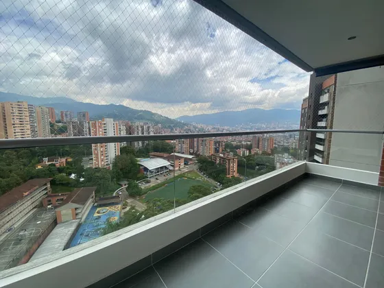 Arriendo Apartamento En Loma De Los Mesa