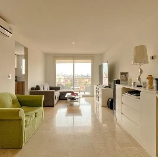 Departamento En Venta - 2 Dormitorios 2 Baños - Cochera - 196mts2 - Mar Del Plata