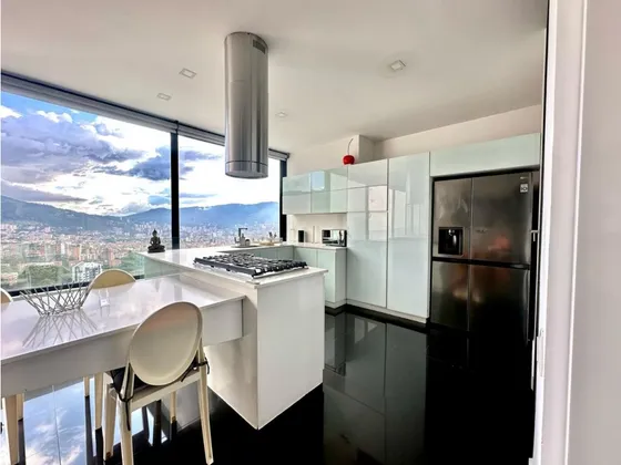 380m2 Penthouse En El Poblado 