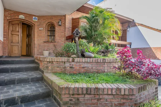 Venta Casa Tipo Chalet, 5 Ambientes, Avellaneda