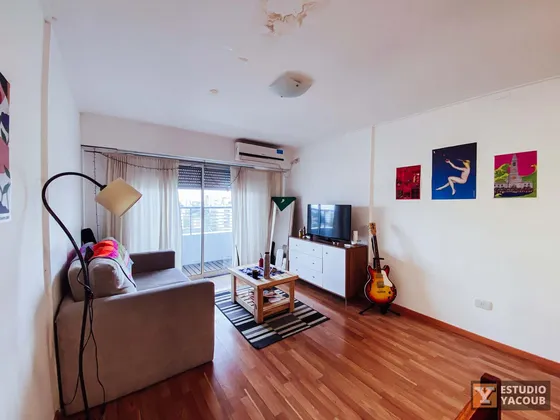 Departamento En Venta - 2 Dormitorios 1 Baño - 90 Mts2 - La Plata