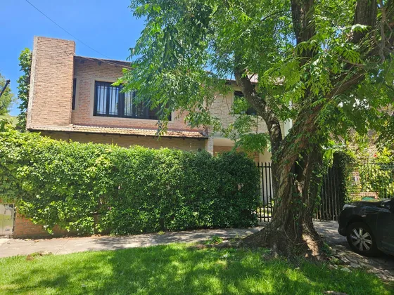 Casa En  Venta En Barrio Ingles, Hurlingham