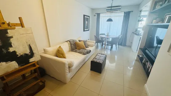 Venta Depto 3 Ambientes Semipiso 2 Balcones En Monte Castro