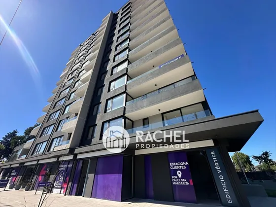 Gran Local Comercial En Arriendo Sector San Martín 