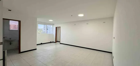 Oficina En Arriendo En Alamos/ Pereira (279059487).