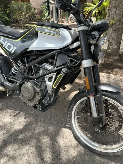 Husqvarna 401 Svartpilen, Impecable