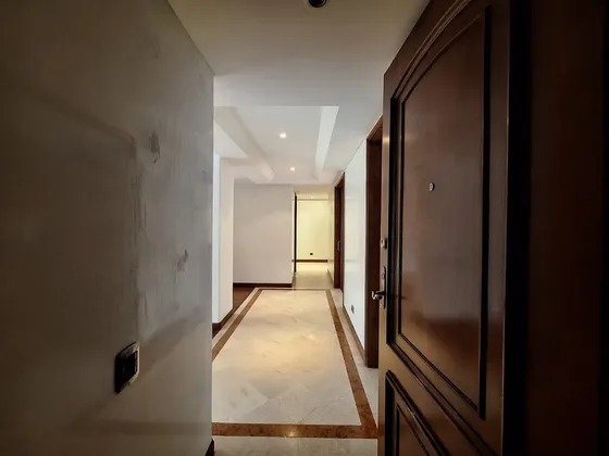 Apartamento Para Arriendo En Chico (5788).