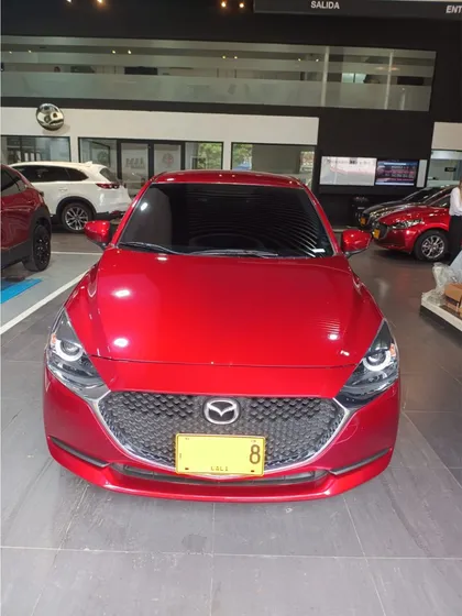 Mazda 2 Sedan 1.5 Touring At