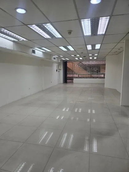  Cc San Martin Local Comercial Espacioso Y Con Excelente Ubicación En Alquiler