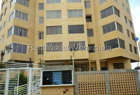 Venta De Apartamento En Playa Grande Vargas Lp