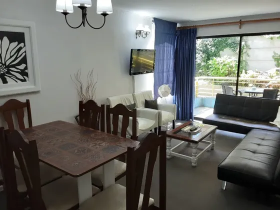 Condominio Lo Curro : Departamento En Venta