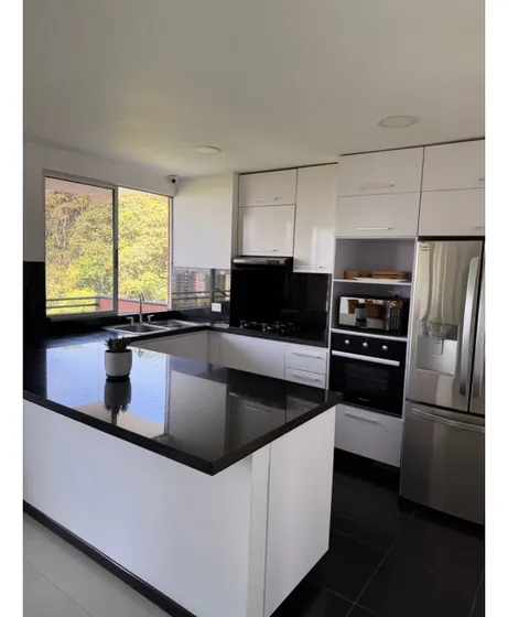 Venta De Apartamento En El Poblado Sector Castropol - Las Palmas
