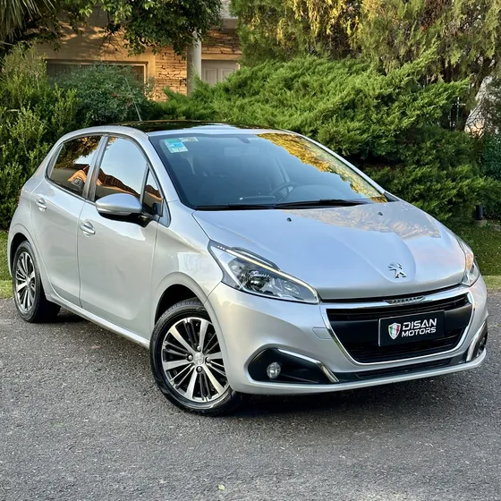 Peugeot 208 1.6 Allure
