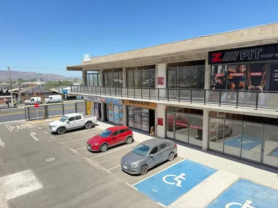 Arriendo Nuevo Local Comercial De 160 M2 Av.alberdi Quillota