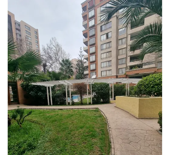 Calle Tranquila, Lindas Áreas Verde