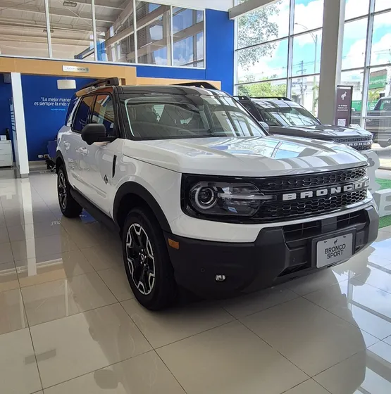 Ford Bronco Sport Bronco Outerbanks