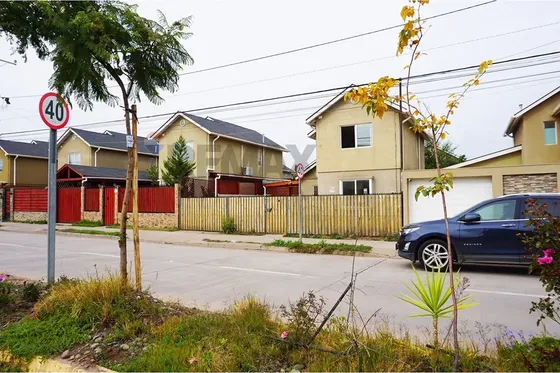 Sólida Y Cómoda Casa 3d/3b En Buin