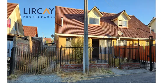 Casa En Venta En Barrio Universidad De Talca. 