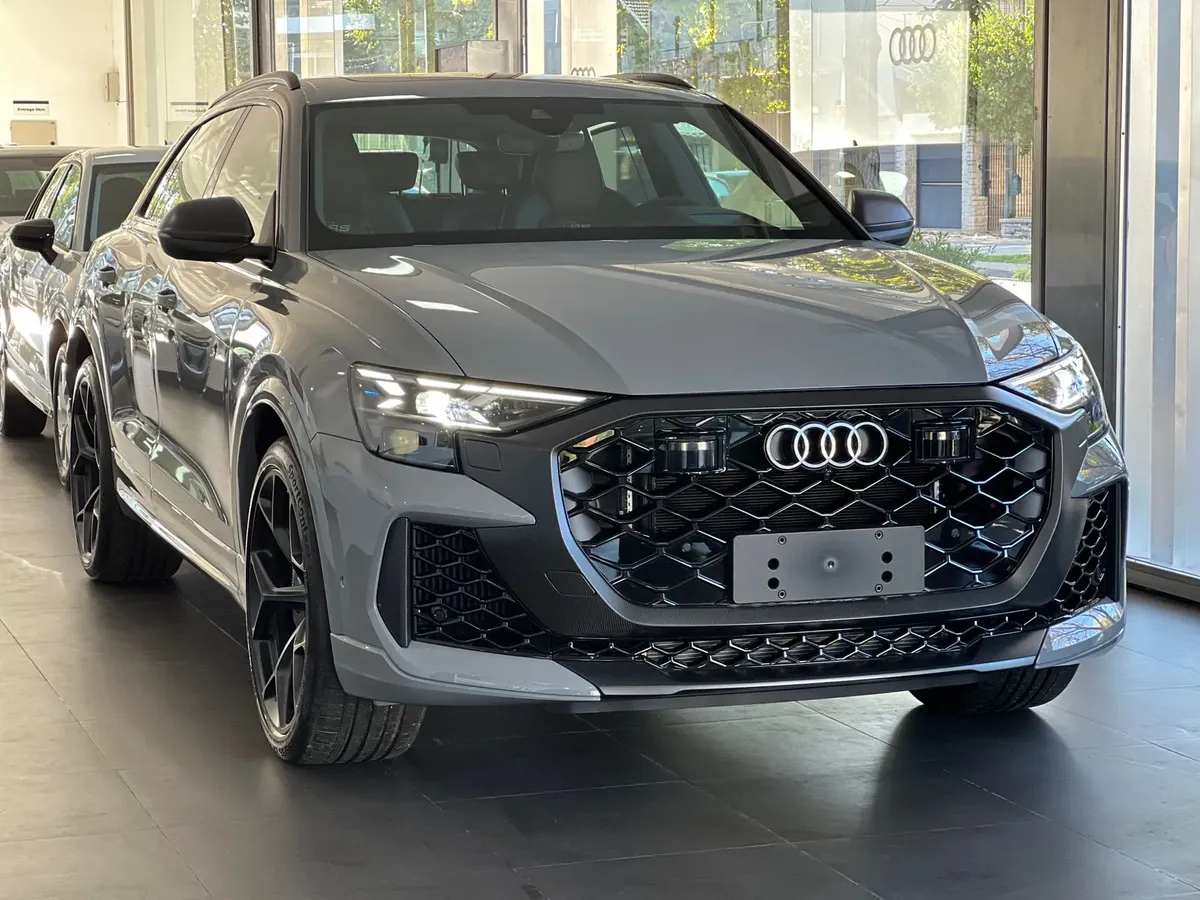 Audi RS Q8 4.0 V8 MHEV Performance Quattro 640 CV