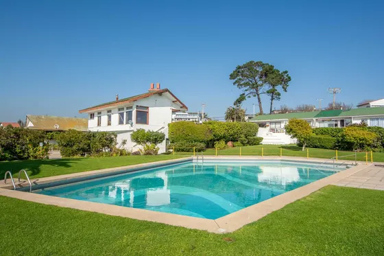 Venta De Casa Con Vista Al Mar (128170)