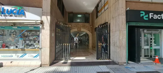 Obispo Villarroel - Amplio Local Comercial (84856)