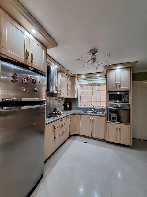 Town House En Venta En Urb. Araguama Country Dt
