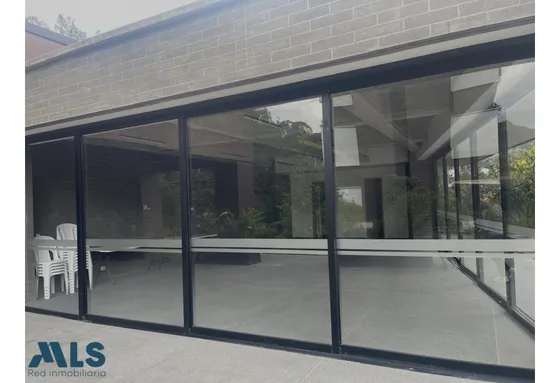 Apartamento Moderno Para La Venta En El Retiro(mls#256248)