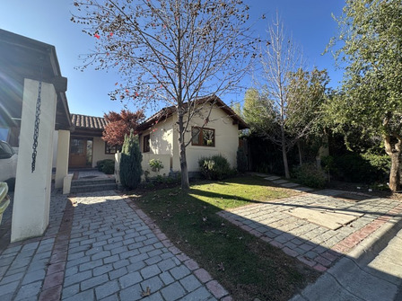 Venta Casa 3h 4b -700 Metros Del Colegio Aleman - Chicureo Venta Casa 3h 4b -700 Metros Del Colegio Aleman - Chicureo