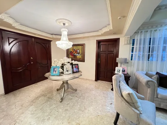 Casa De Venta En Las Pradera  4 Habitaciones  4 Baño Baño De Visitas  Oficina  Cocina  Sala/ Comedor  Sala De Estar  Patio  Piscinas  Cuarto De Servicio  4 Parqueo    Precio Us$ 570.000
