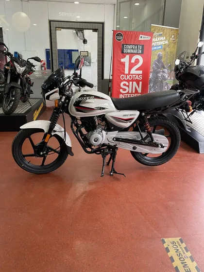 Bajaj Boxer 150 At Full San Martin