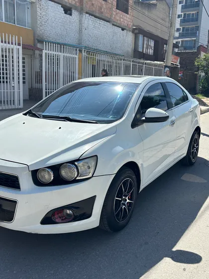 Chevrolet Sonic 1.6 Lt 4 P