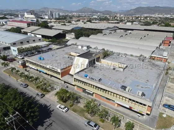 Local En Alquiler En La Zona Industrial De Barquisimeto 24-16864 Dh