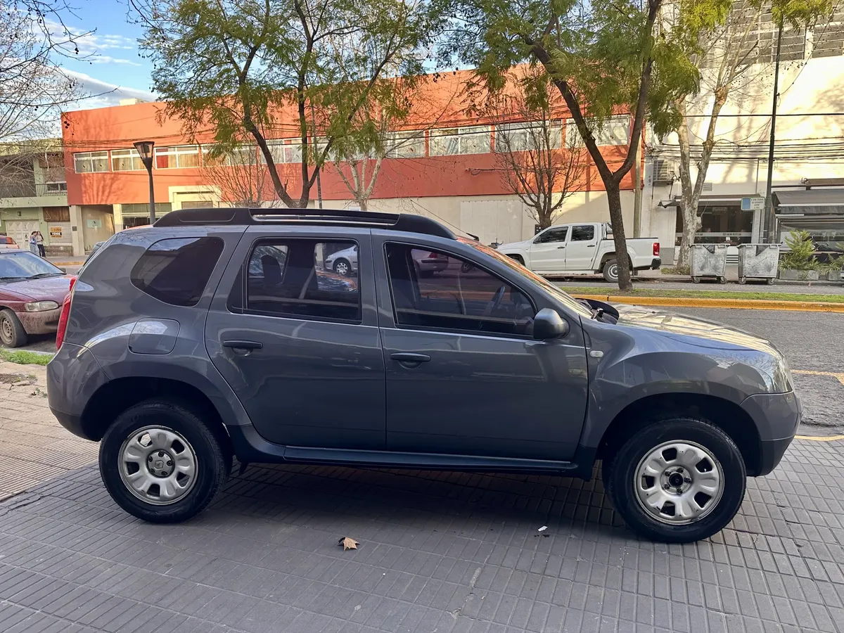 Renault Duster 1.6 4x2 Dynamique 110cv565603136313108484