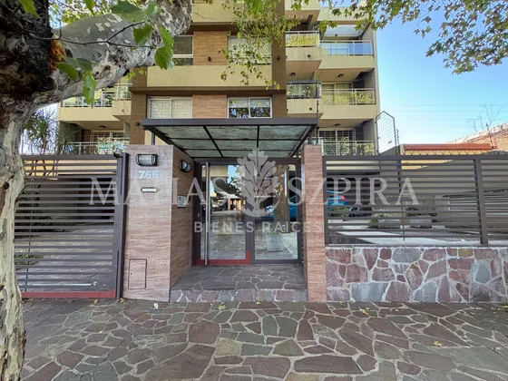 Departamento De 3 Ambientes En Venta En Villa Sarmiento