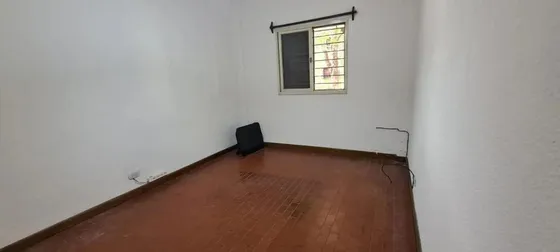 Departamento En Venta - 3 Dormitorios 1 Baño - 66mts2 - Rafael Calzada, Almirante Brown