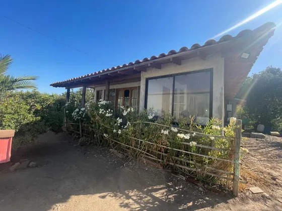 Parcela Con Casa Solida En Carlos Fresno Sur Las Cabras