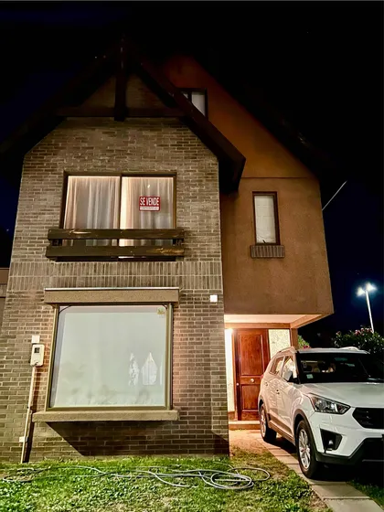 Casa En Venta Jardines Las Vizcachas (cond. Barrio Inglés)